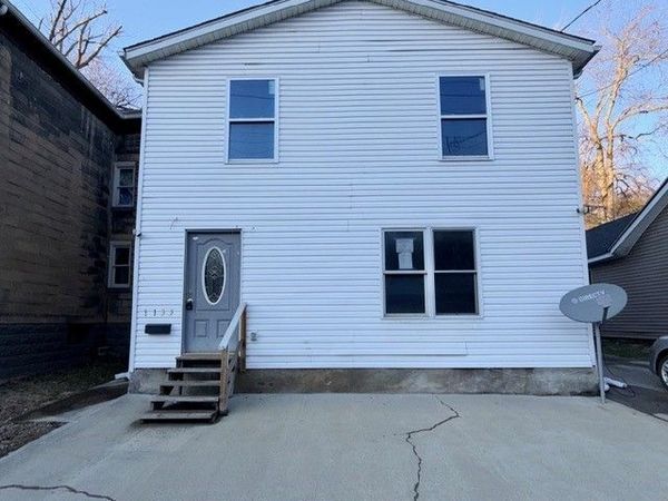 1135 Sharon Avenue, Zanesville, OH 43701