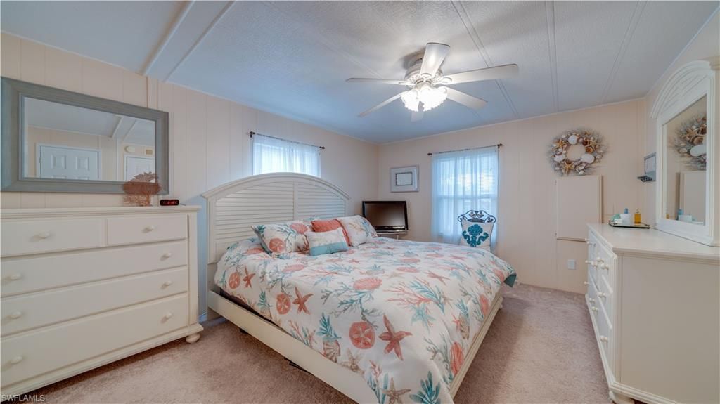 3033 Bounty Ln, Saint James City, FL 33956 Photo