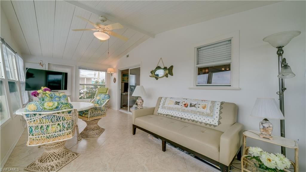 3033 Bounty Ln, Saint James City, FL 33956 Photo