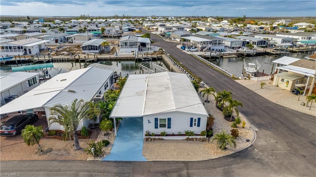 3033 Bounty Ln, Saint James City, FL 33956 Photo