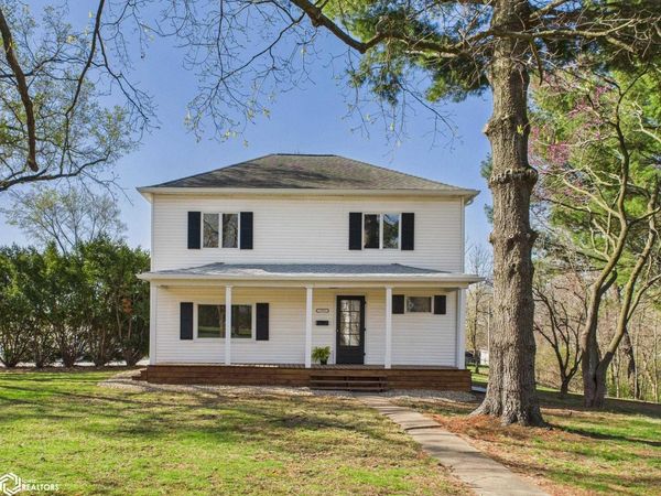 1050 Main Street, Hamilton, IL 62341