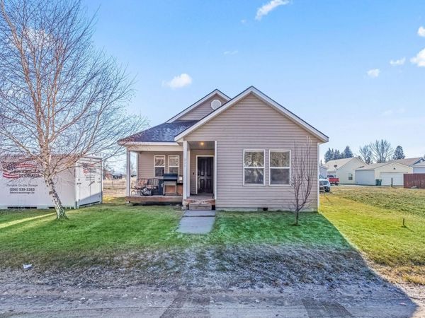 226 E Garnet Ave, Fairfield, ID 83327