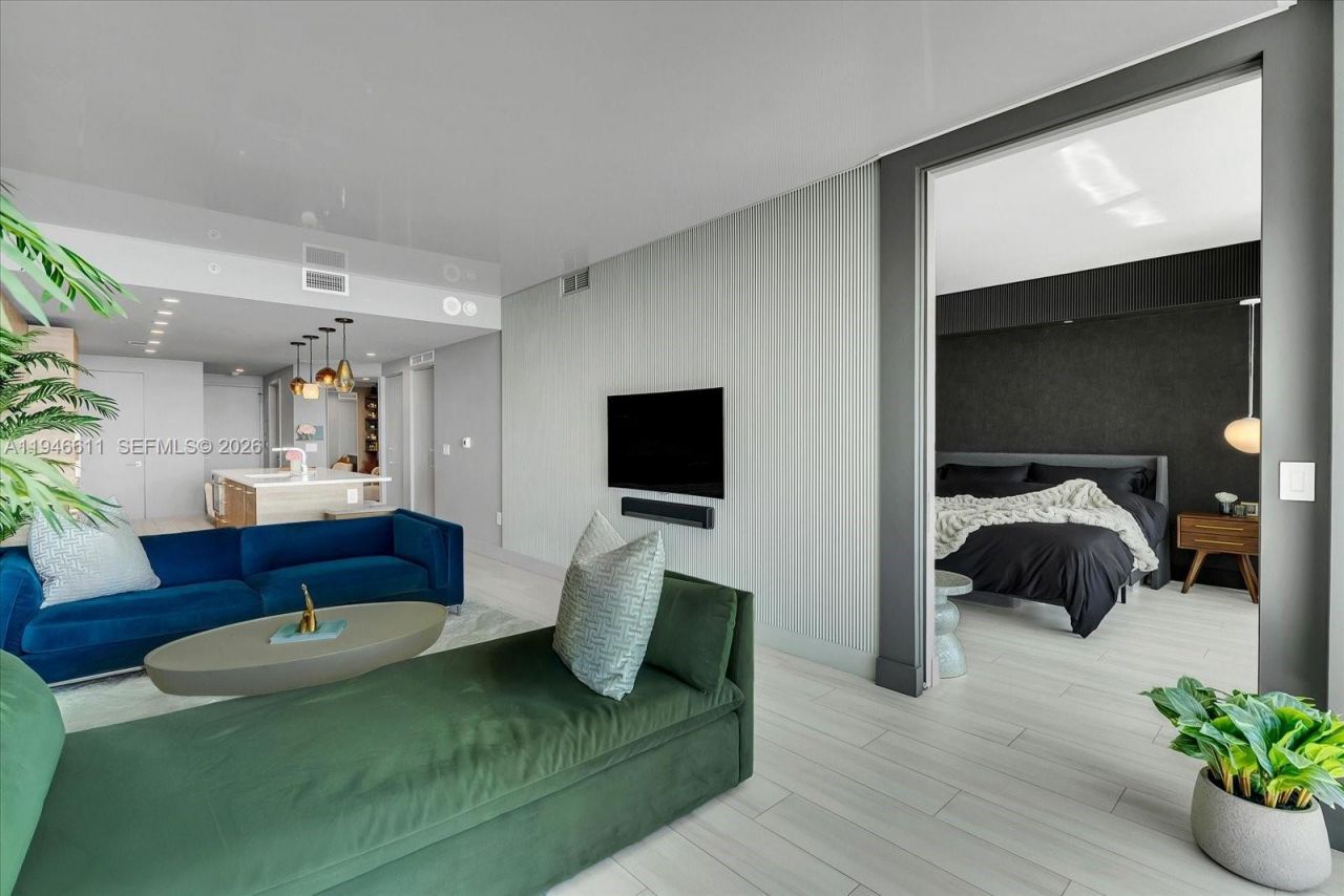 650 NE 32nd St, Unit 4405, Miami, FL 33137 Photo