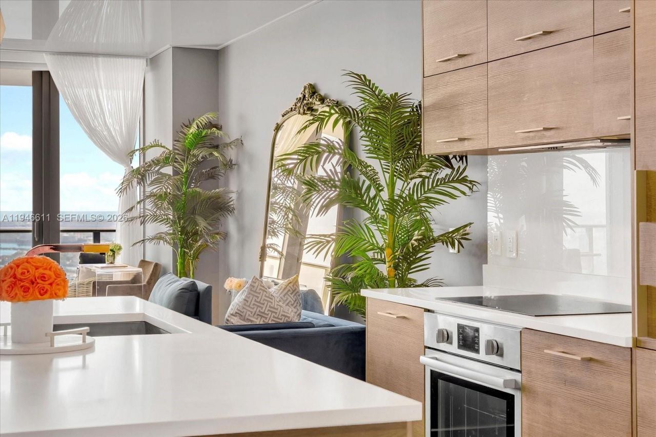 650 NE 32nd St , Unit 4405, Miami, FL 33137 Photo