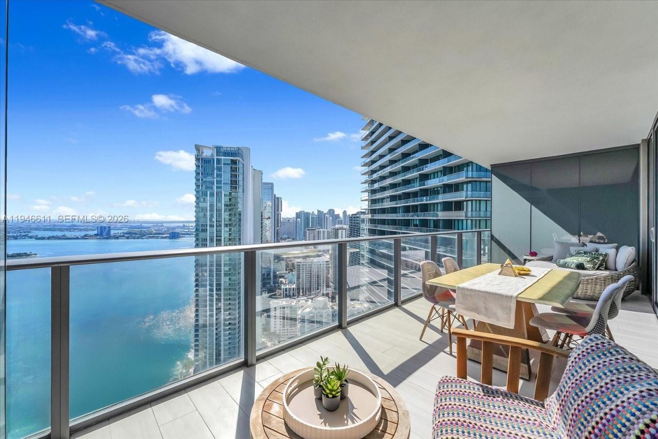 650 NE 32nd St, Unit 4405, Miami, FL 33137 Photo