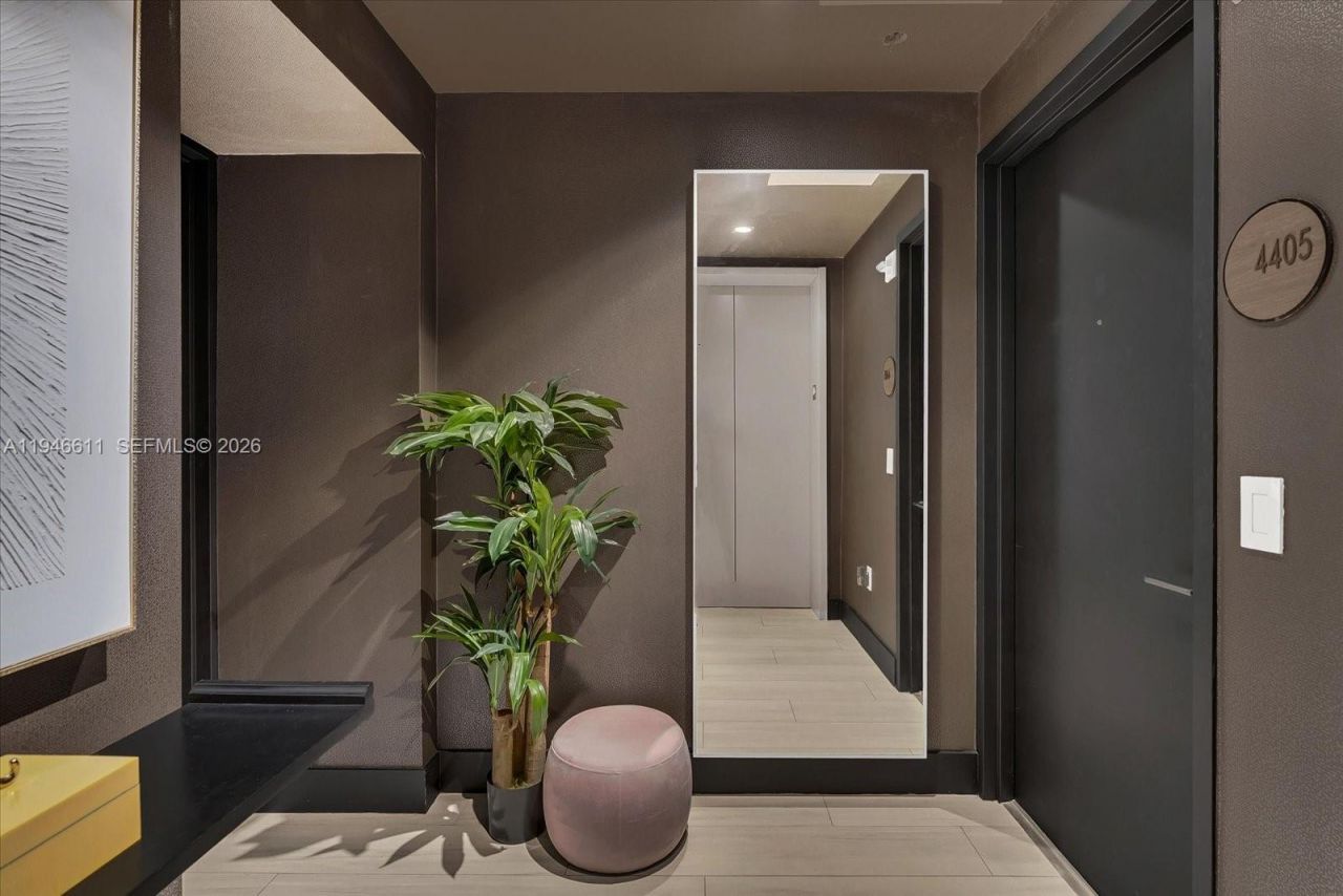 650 NE 32nd St , Unit 4405, Miami, FL 33137 Photo