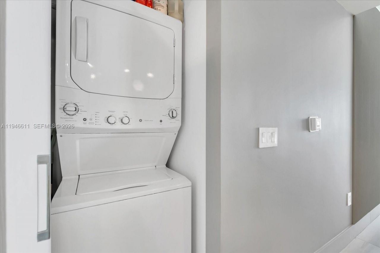 650 NE 32nd St , Unit 4405, Miami, FL 33137 Photo