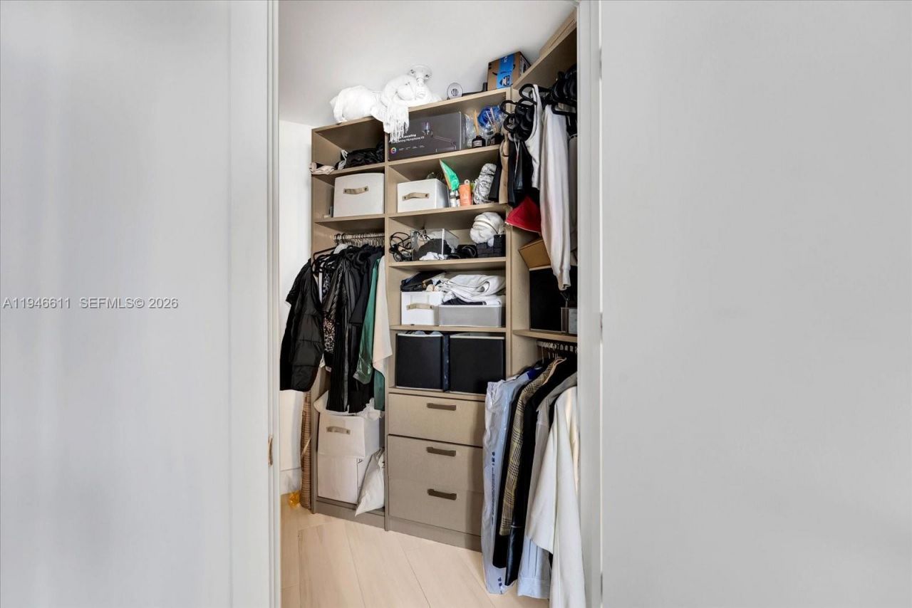 650 NE 32nd St , Unit 4405, Miami, FL 33137 Photo