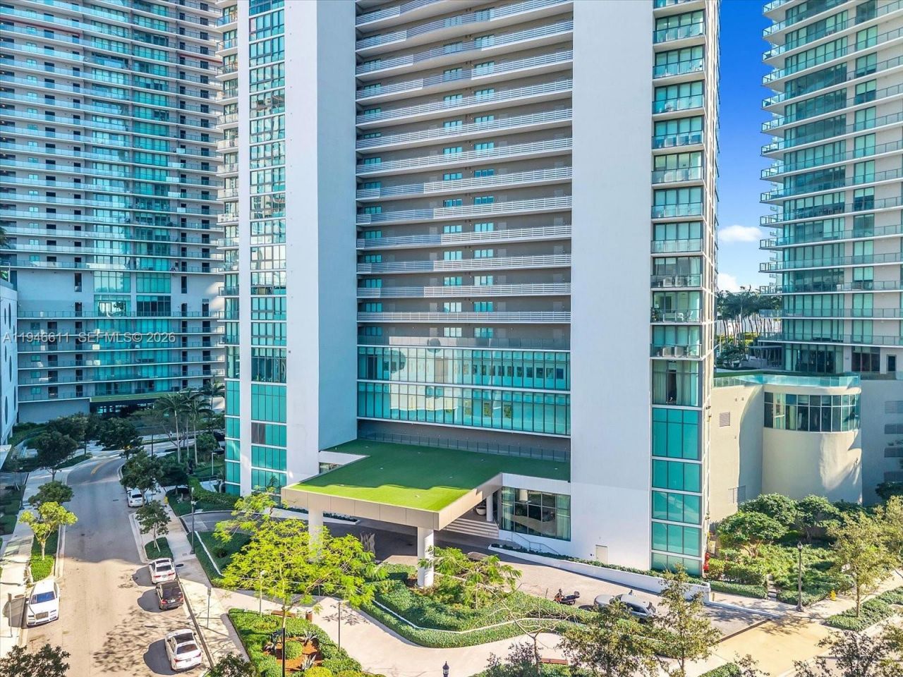 650 NE 32nd St, Unit 4405, Miami, FL 33137 Photo
