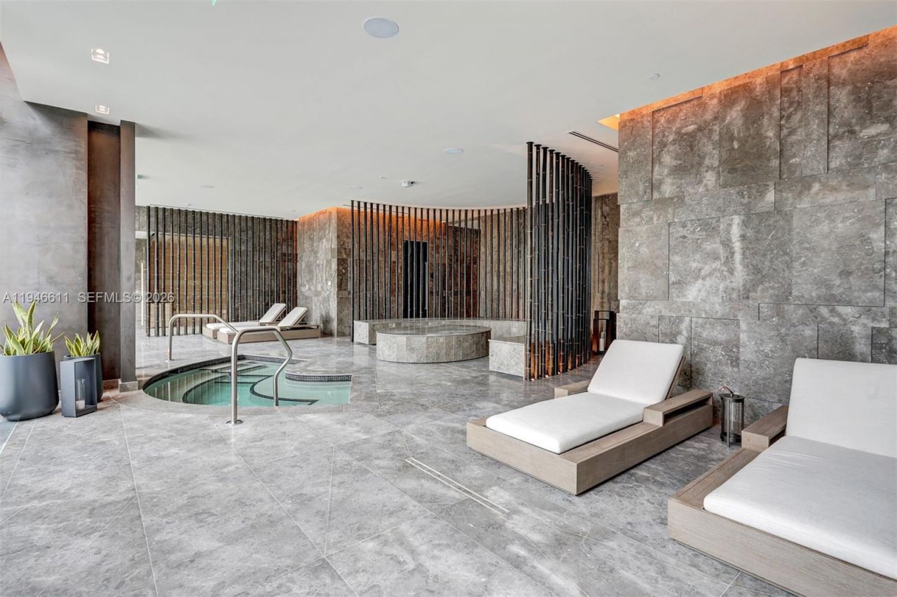 650 NE 32nd St, Unit 4405, Miami, FL 33137 Photo