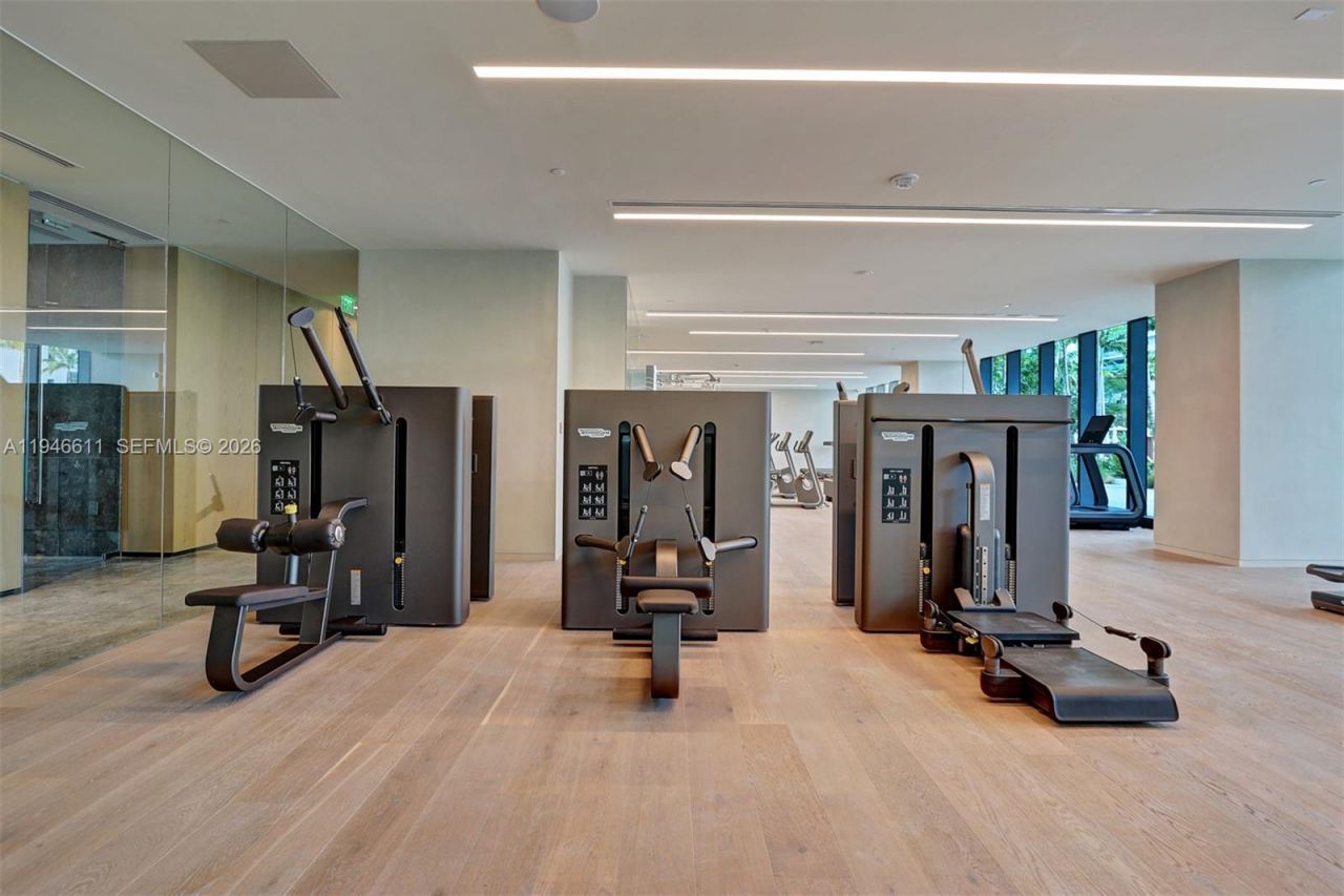 650 NE 32nd St, Unit 4405, Miami, FL 33137 Photo