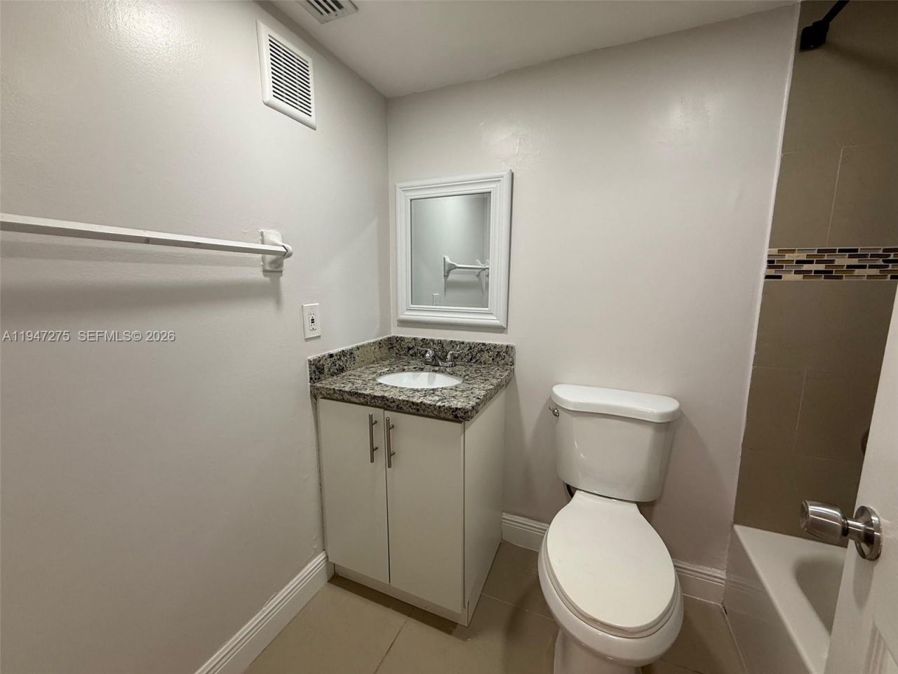 5033 NW 7th St, Unit 306, Miami, FL 33126 Photo