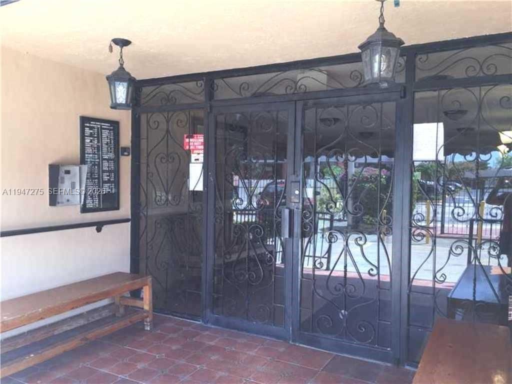 5033 NW 7th St, Unit 306, Miami, FL 33126 Photo