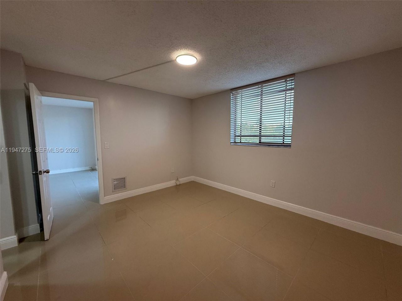 5033 NW 7th St, Unit 306, Miami, FL 33126 Photo