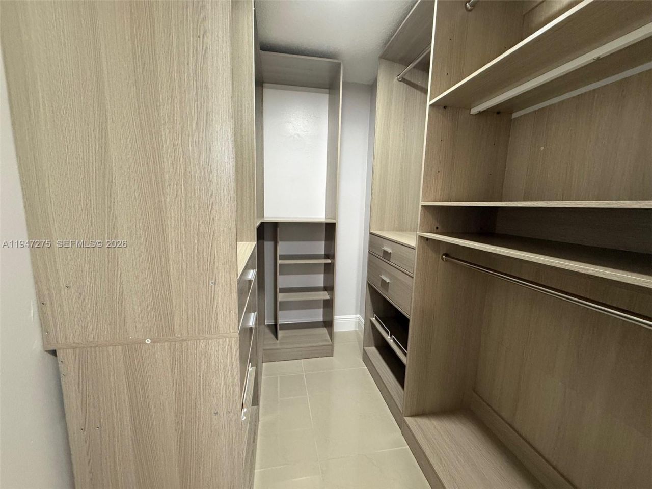 5033 NW 7th St, Unit 306, Miami, FL 33126 Photo