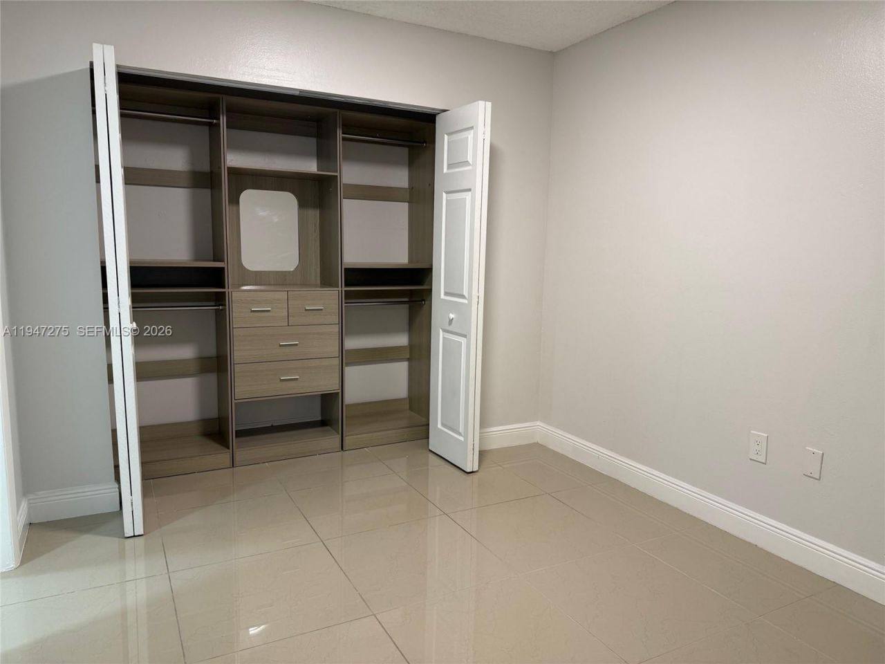 5033 NW 7th St, Unit 306, Miami, FL 33126 Photo