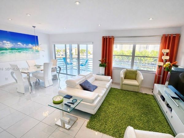 400 Diplomat Pkwy, Unit 506, Hallandale Beach, FL 33009