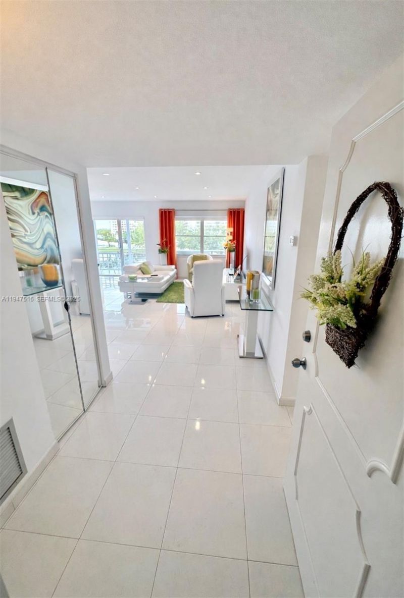 400 Diplomat Pkwy, Unit 506, Hallandale Beach, FL 33009 Photo