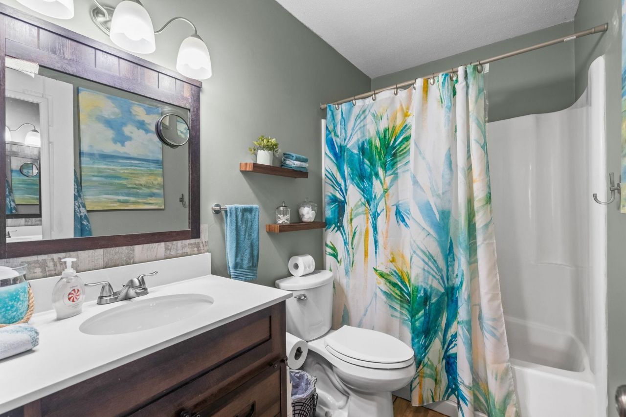 1361 Turkey Ridge Rd. Photo 20