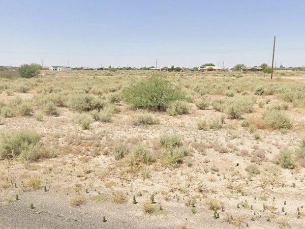 3930 N BANDELIER Drive, Unit 30, Eloy, AZ 85131