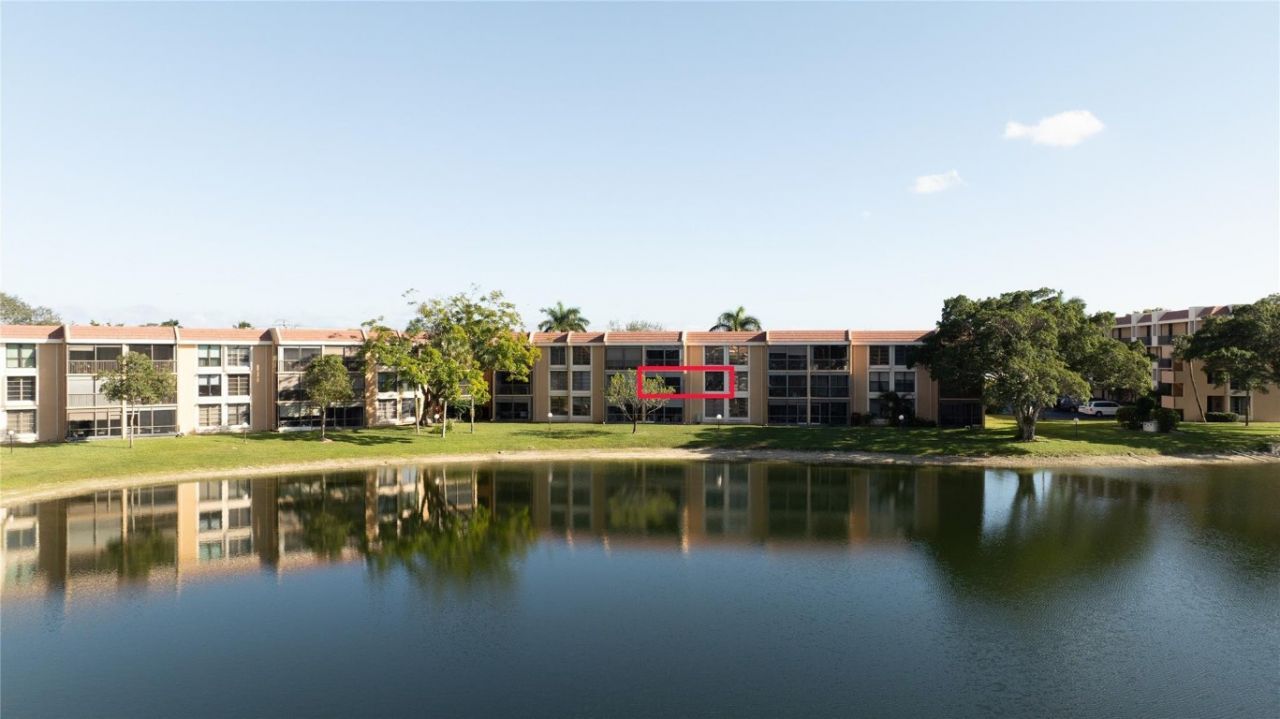 5921 Coral Lake Dr, Unit 209, Margate, FL 33063 Photo