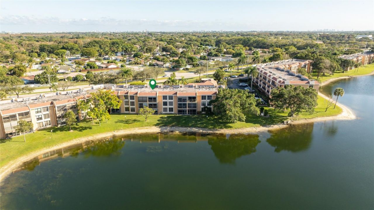 5921 Coral Lake Dr, Unit 209, Margate, FL 33063 Photo