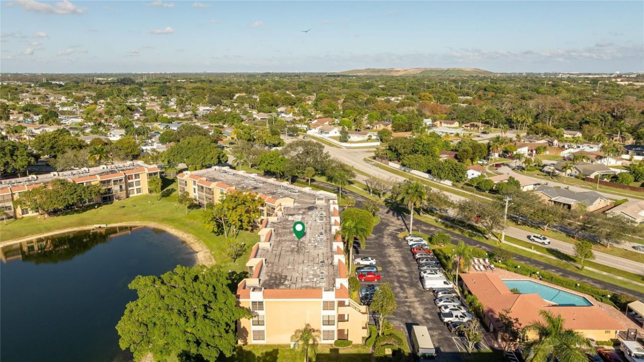 5921 Coral Lake Dr, Unit 209, Margate, FL 33063 Photo