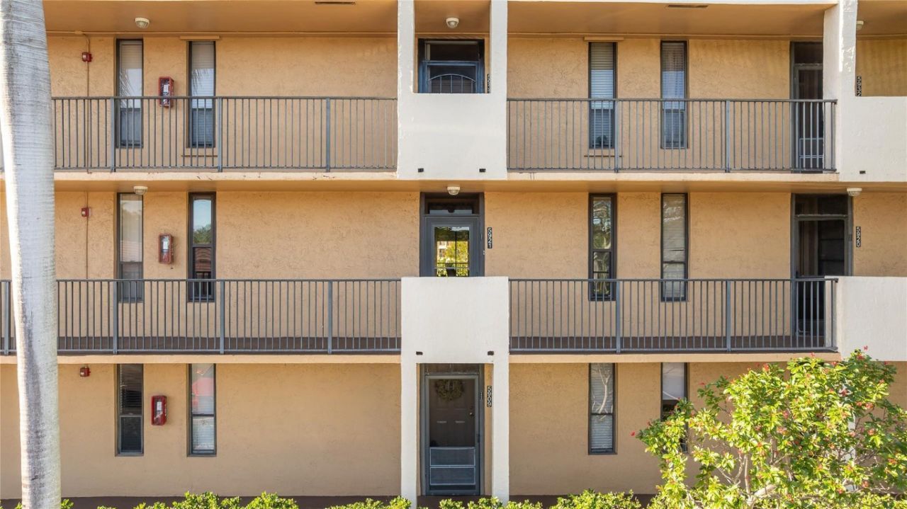 5921 Coral Lake Dr, Unit 209, Margate, FL 33063 Photo
