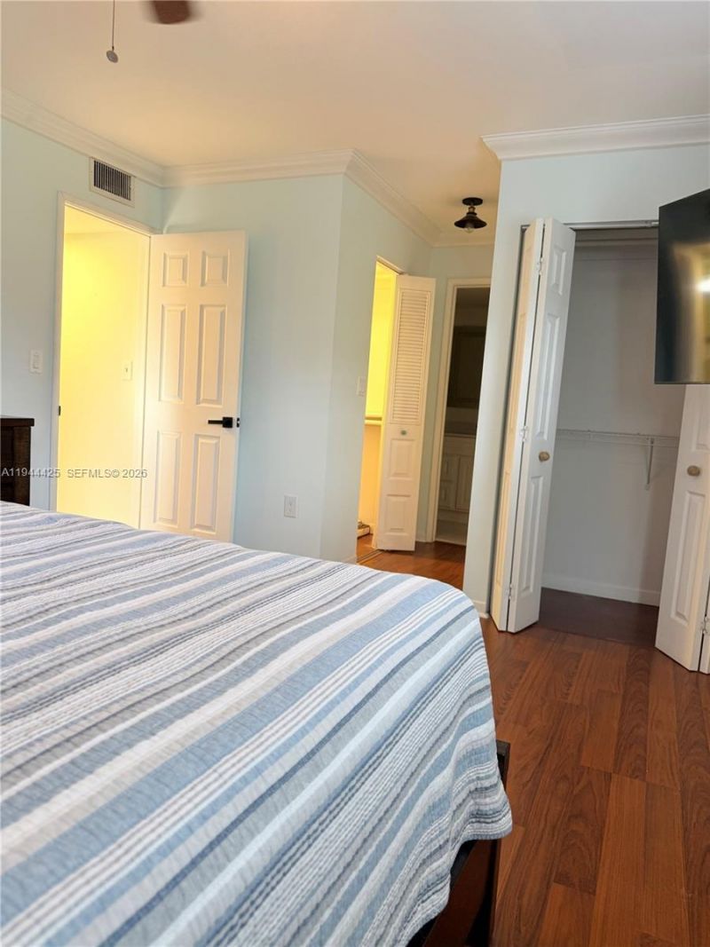 8951 N New River Canal Rd, Unit 2D, Plantation, FL 33324 Photo