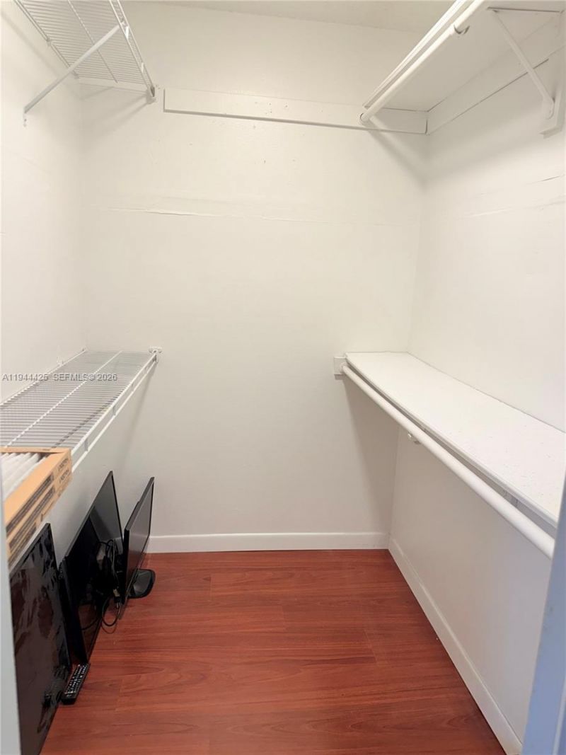 8951 N New River Canal Rd, Unit 2D, Plantation, FL 33324 Photo