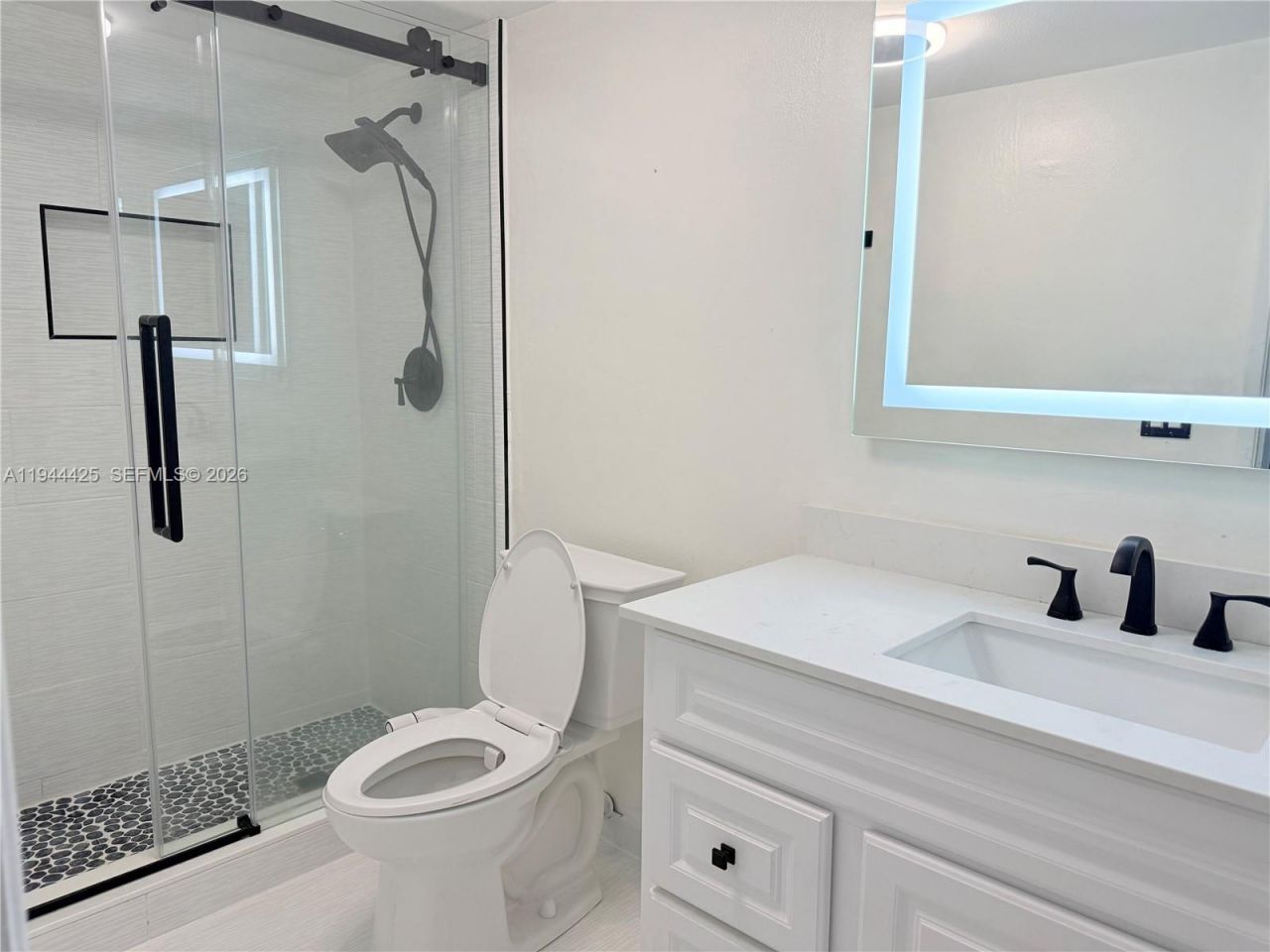 8951 N New River Canal Rd, Unit 2D, Plantation, FL 33324 Photo