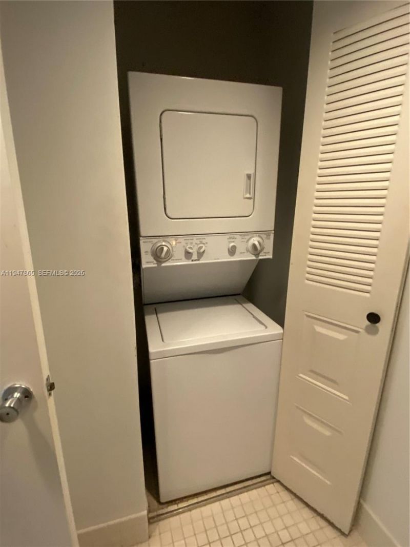 12950 SW 7th Ct, Unit 310A, Pembroke Pines, FL 33027 Photo