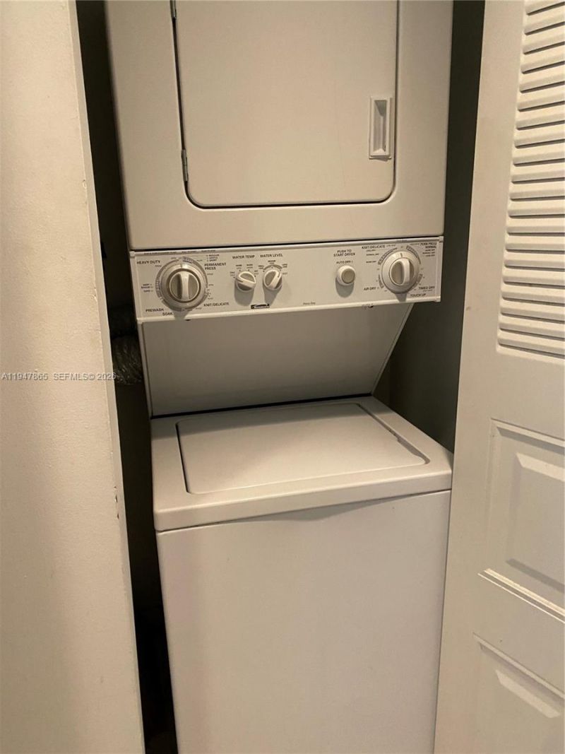 12950 SW 7th Ct, Unit 310A, Pembroke Pines, FL 33027 Photo