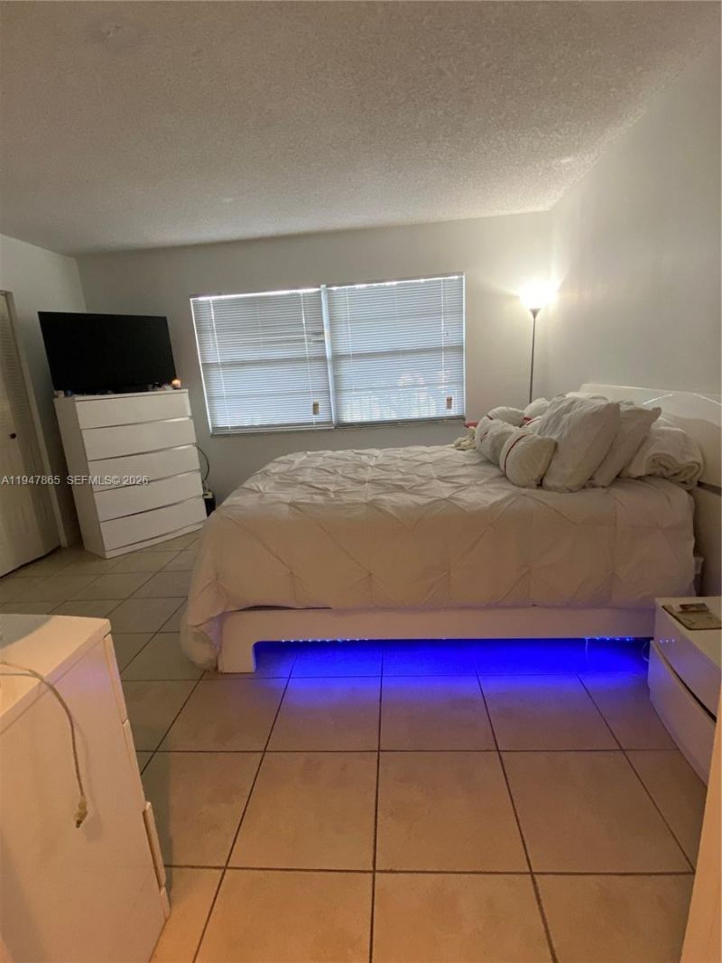 12950 SW 7th Ct, Unit 310A, Pembroke Pines, FL 33027 Photo