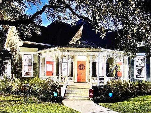 4524 Virginia St, Zachary, LA 70791