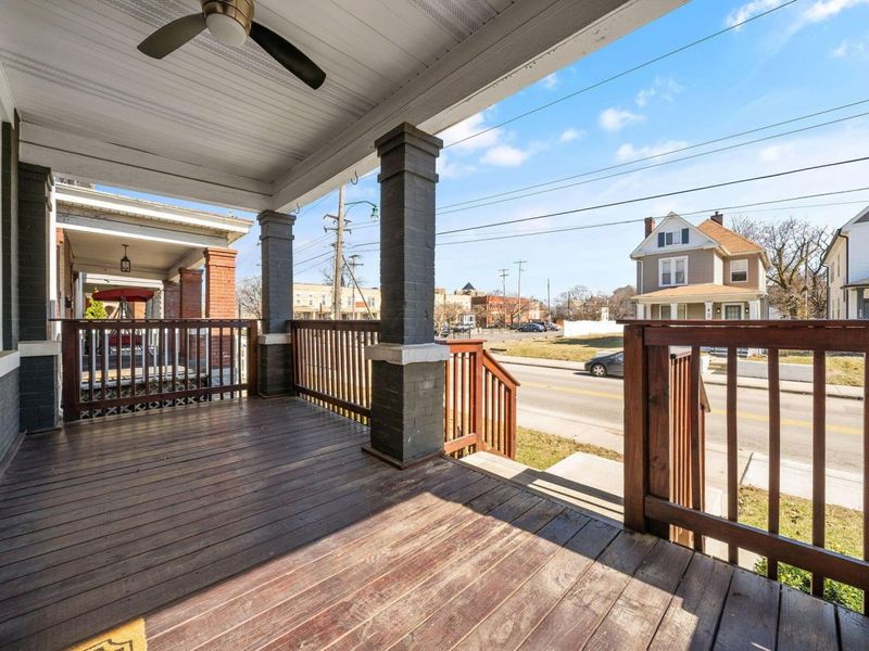 423 Saint Clair Avenue, Columbus, OH 43203 Photo 3