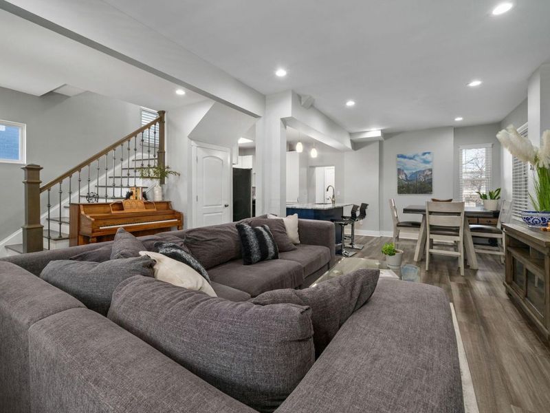 423 Saint Clair Avenue, Columbus, OH 43203 Photo 9