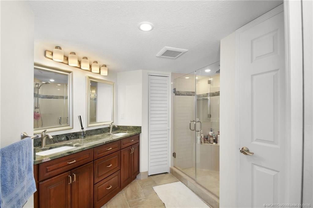 9500 S Ocean Drive, Unit 910, Jensen Beach, FL 34957 Photo