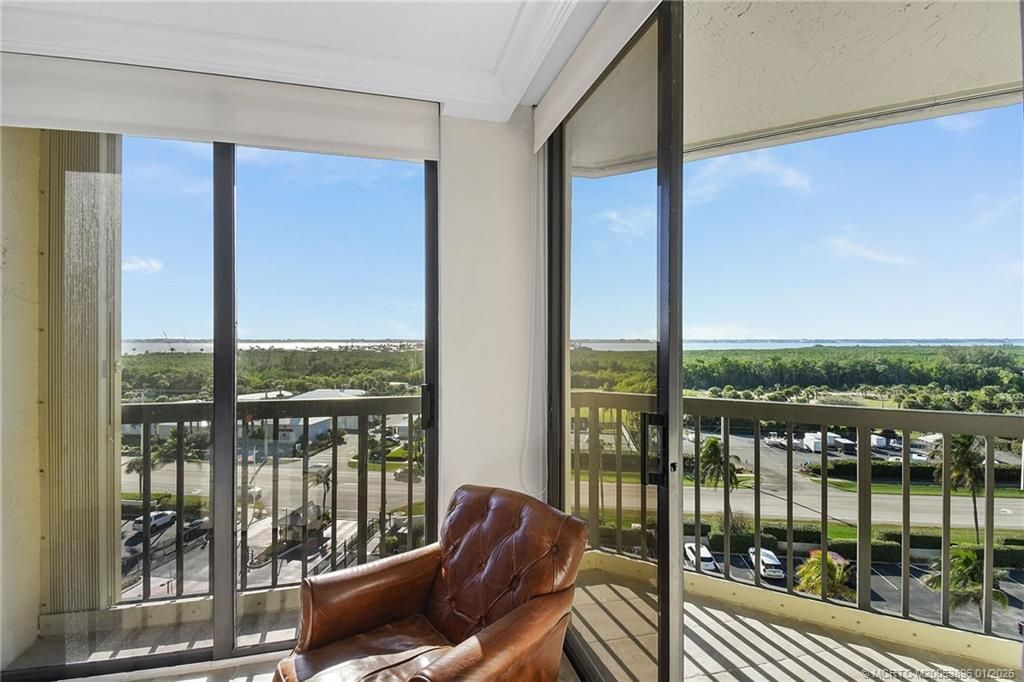 9500 S Ocean Drive, Unit 910, Jensen Beach, FL 34957 Photo