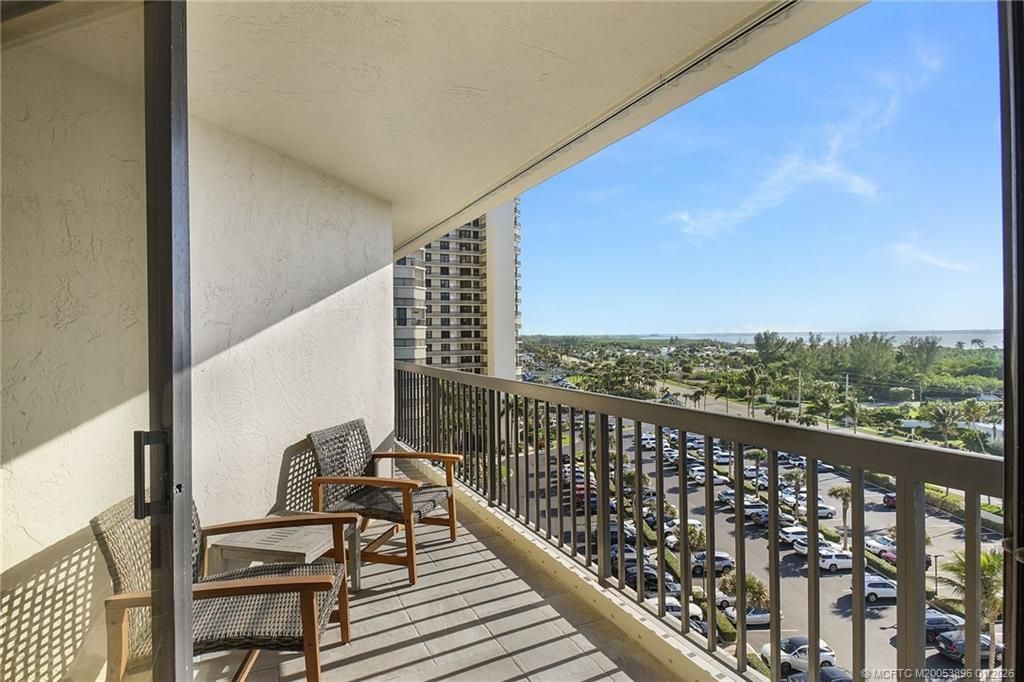 9500 S Ocean Drive, Unit 910, Jensen Beach, FL 34957 Photo