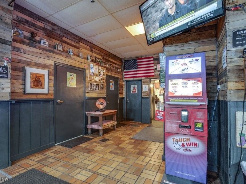 135 E Oregon Avenue, Sebring, OH 44672 Photo 13