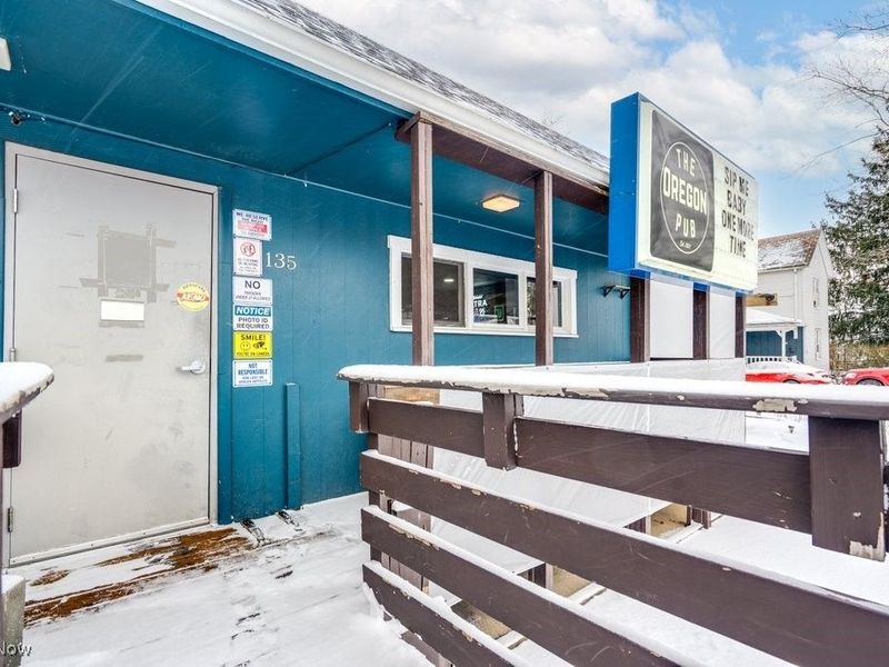 135 E Oregon Avenue, Sebring, OH 44672 Photo 3