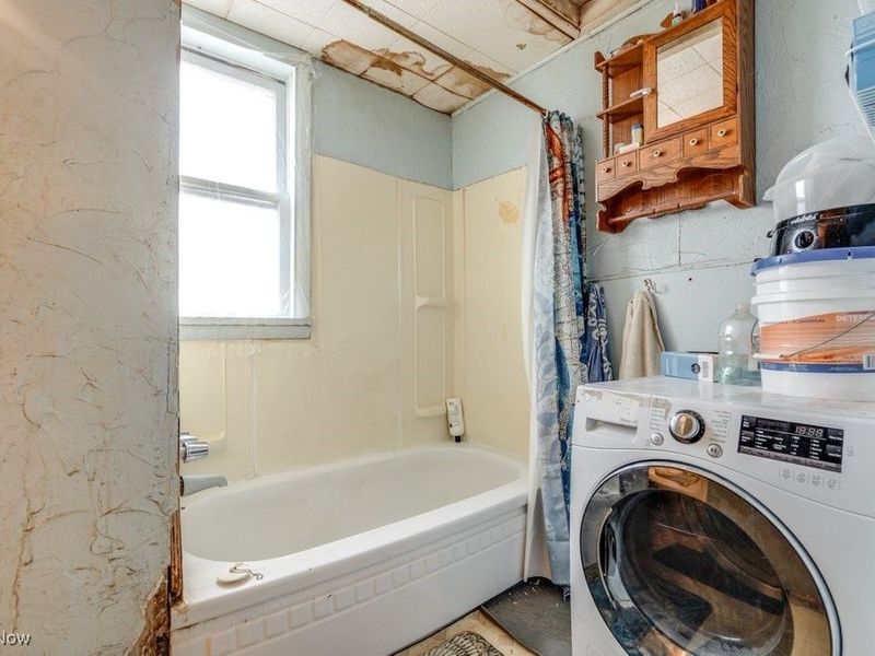 135 E Oregon Avenue, Sebring, OH 44672 Photo 38