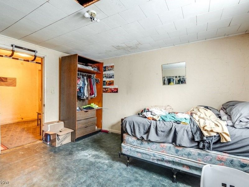 135 E Oregon Avenue, Sebring, OH 44672 Photo 47