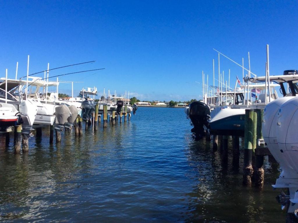 157 Yacht Club Way, Unit 306, Hypoluxo, FL 33462 Photo