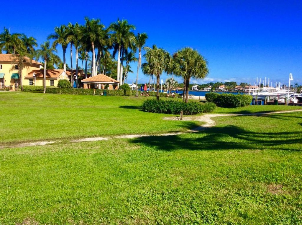 157 Yacht Club Way, Unit 306, Hypoluxo, FL 33462 Photo