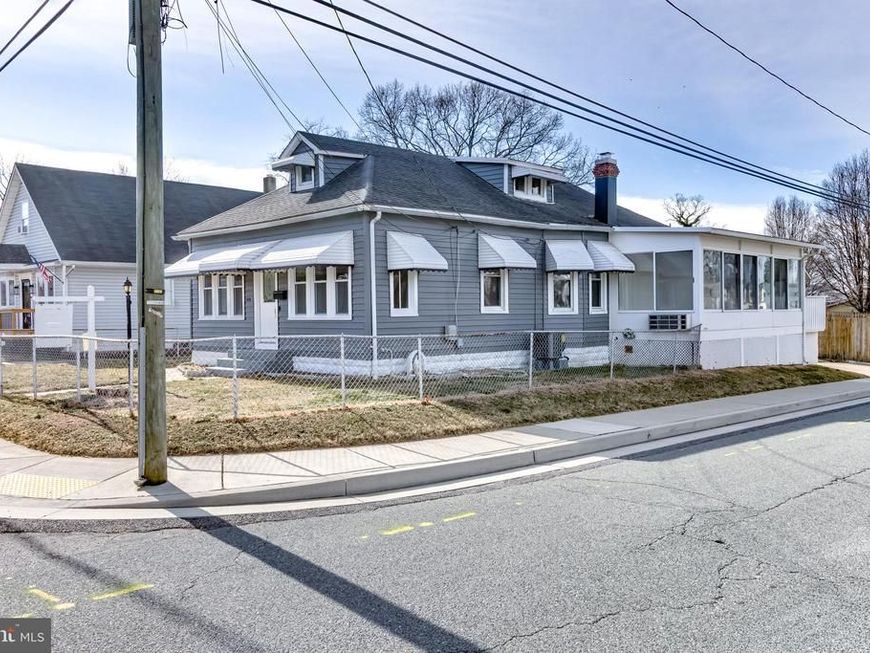 300 Lorraine Avenue, Baltimore, MD 21221 Main Photo