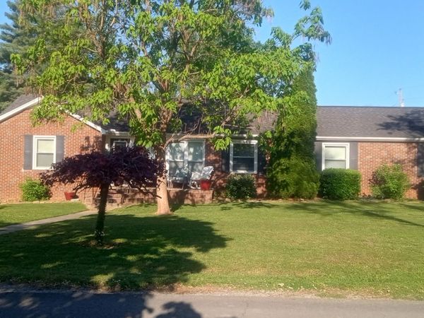 111 Dogwood Ln, Winchester, TN 37398