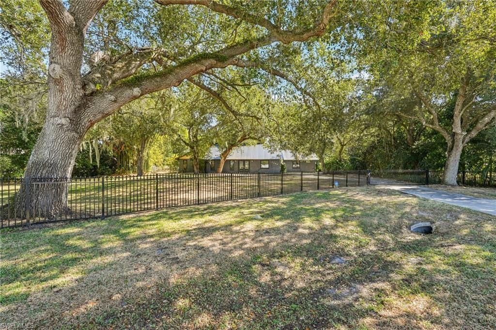 7280 Pelas Cir, North Fort Myers, FL 33917 Photo