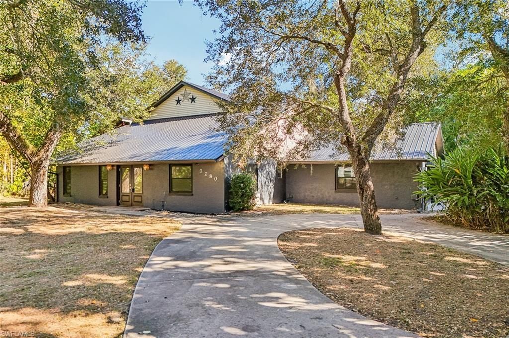 7280 Pelas Cir, North Fort Myers, FL 33917 Photo